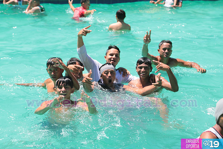 Familias disfrutan cierre del fin de semana en Xilónem